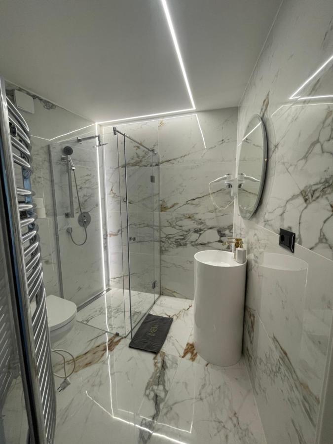 부다페스트 Vip Jacuzzi Luxury 아파트 외부 사진